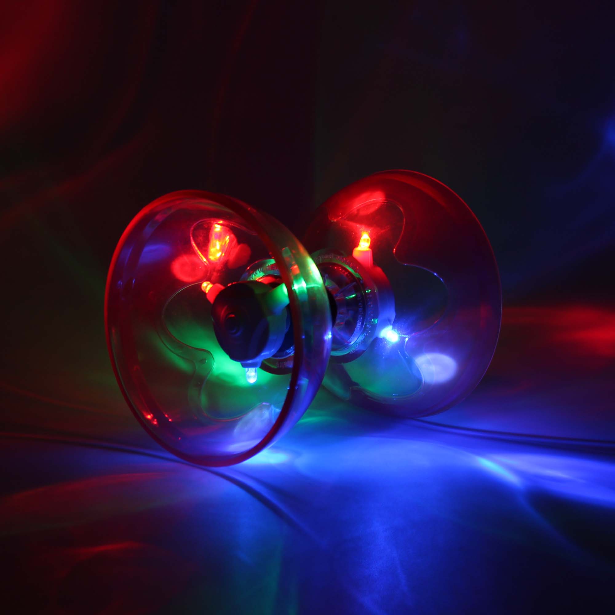 diabolo fitted with LED units glowing
