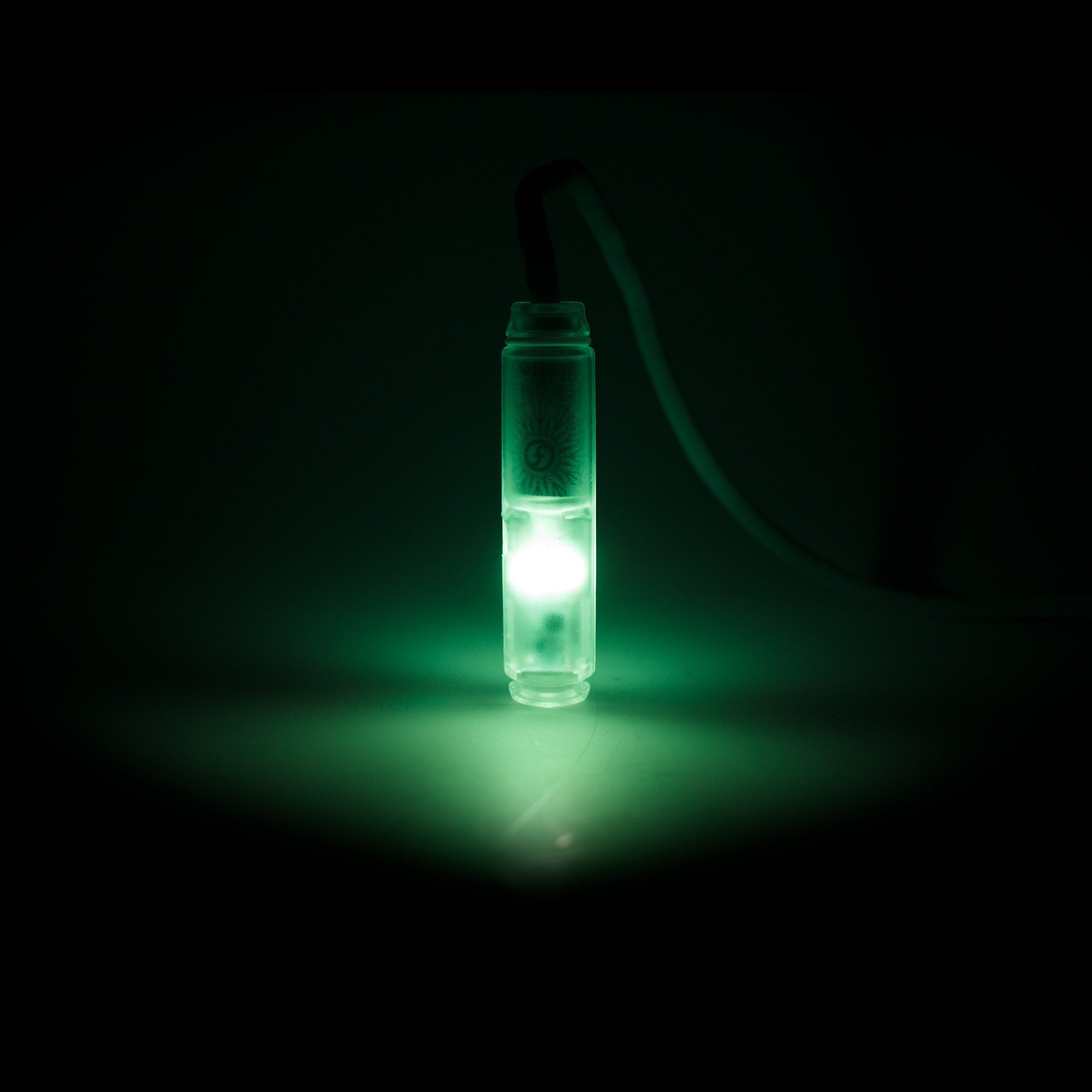 Flowtoys Podpoi v2 - Capsule 2.0 LED Poi - 40+ functions Flowtoys Podpoi v2 - Capsule 2.0 LED Poi - 40+ functions