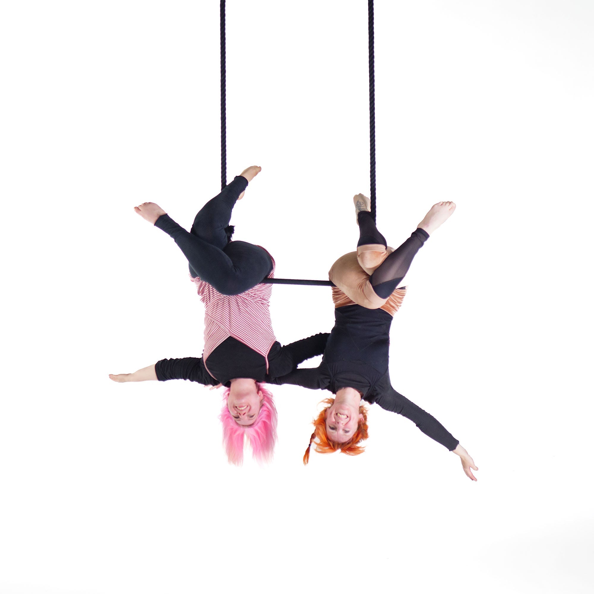 Prodigy Dyna-Core Shackle Extended Trapeze – Firetoys US